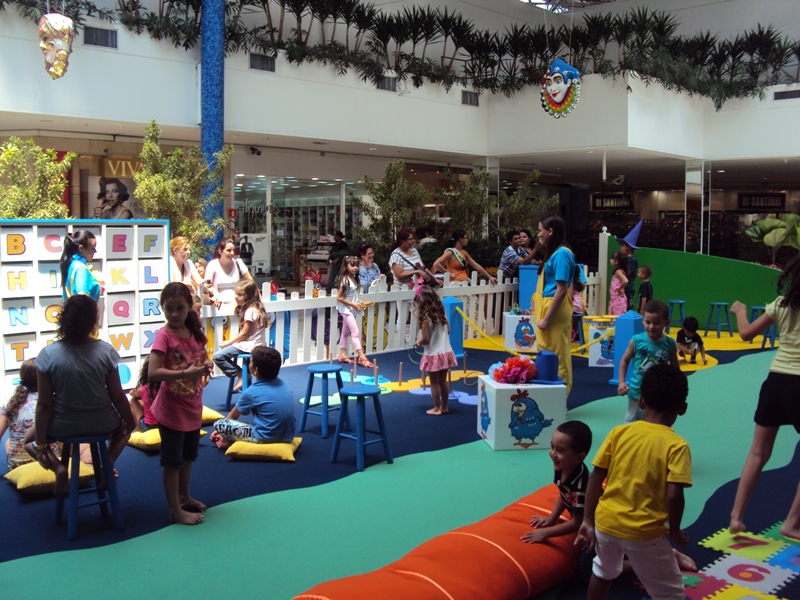 carnaval-galinha-pintadinha-interlagos-2013-bx.jpeg