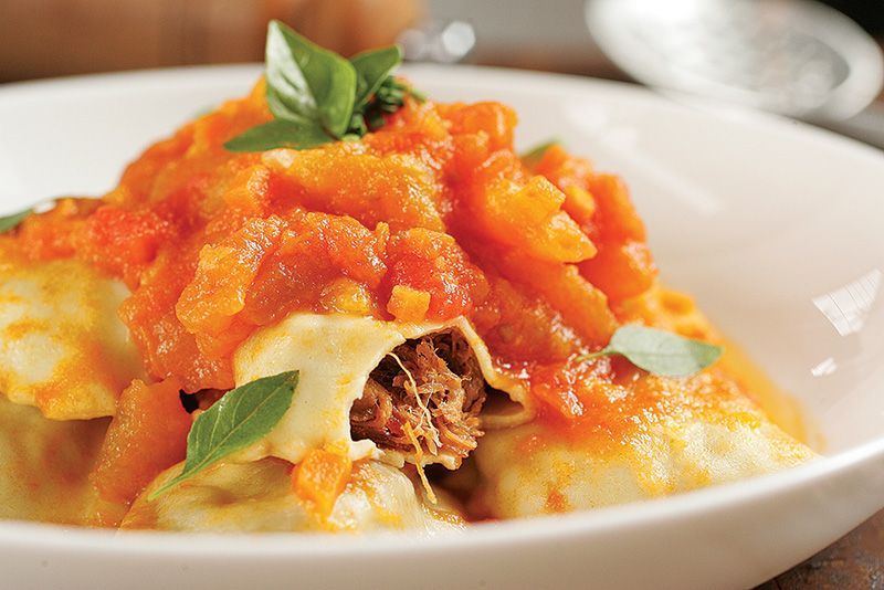 Ravióli de ossobuco: finalize em casa com o molho de tomate Ravióli de ossobuco: finalize em casa com o molho de tomate