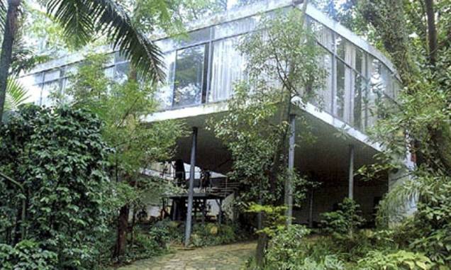 Casa de Vidro, residência de Lina Bo Bardi no Real Parque Casa de Vidro, residência de Lina Bo Bardi no Real Parque