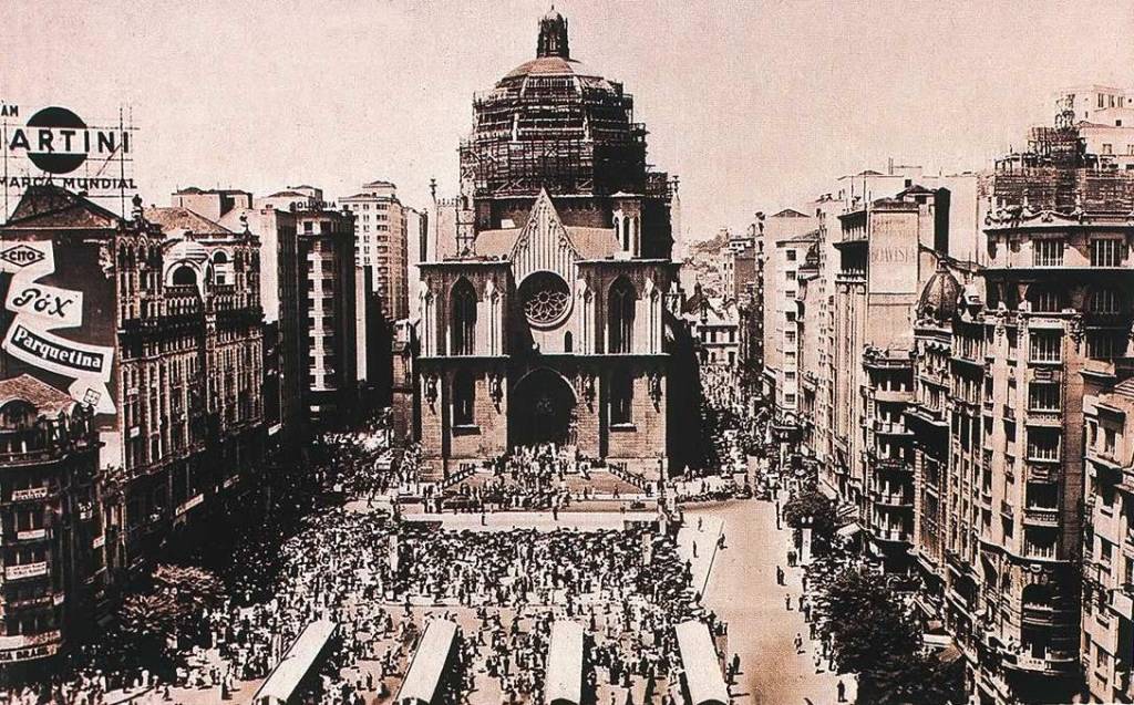 Catedral da Sé: inauguração foi um dos acontecimentos marcantes de 1954 Catedral da Sé: inauguração foi um dos acontecimentos marcantes de 1954