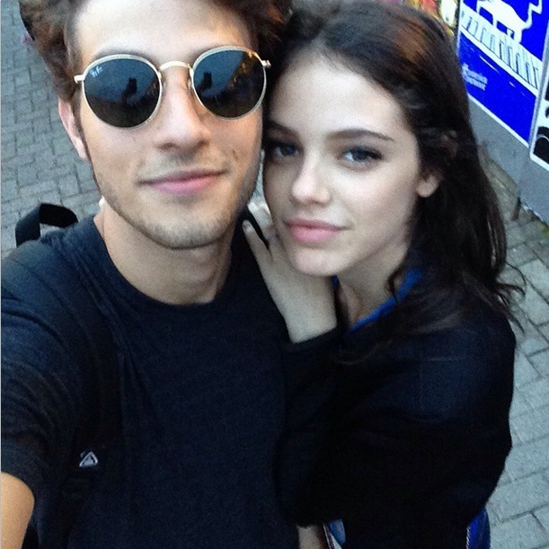 Chay Suede e Laura Neiva