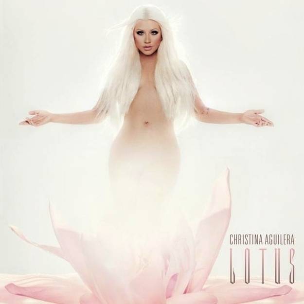 Meme do dia: a capa de ‘Lotus’, da Christina Aguilera (invente a sua!)