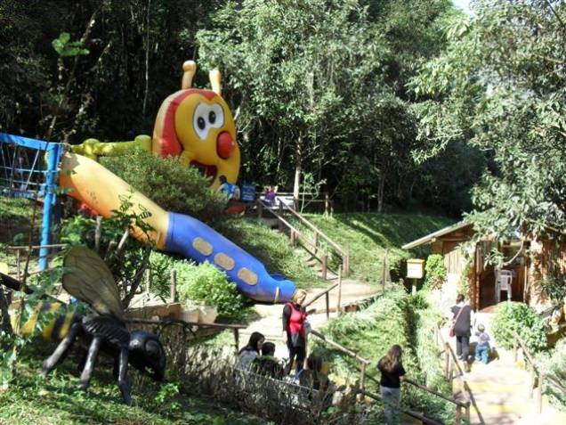 Para levar a garotada: a Cidade das Abelhas fica na Rodovia Regis Bittencourt Para levar a garotada: a Cidade das Abelhas fica na Rodovia Regis Bittencourt