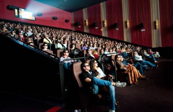 Como ganhar ingresso grátis e descontos em cinemas