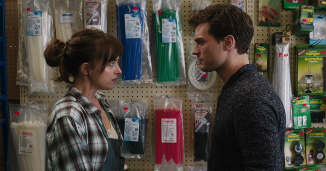 Cinquenta Tons de Cinza: assista a duas cenas inéditas e completas