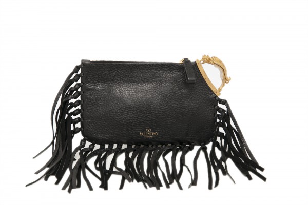 Clutch Valentino. De R 000,00 por R$ 2 000,00. (Foto: divulgação)