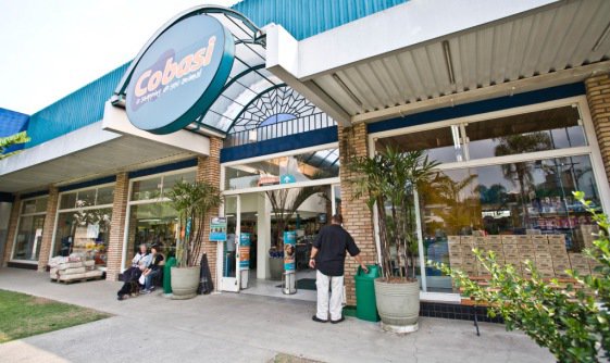 Cobasi completa 28 anos com programação especial para os clientes durante todo o mês