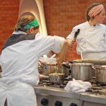 Katia e na Gabriela na disputa