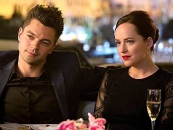 Dakota Johnson, atriz de 50 Tons, tem fraca atuação em Need for Speed