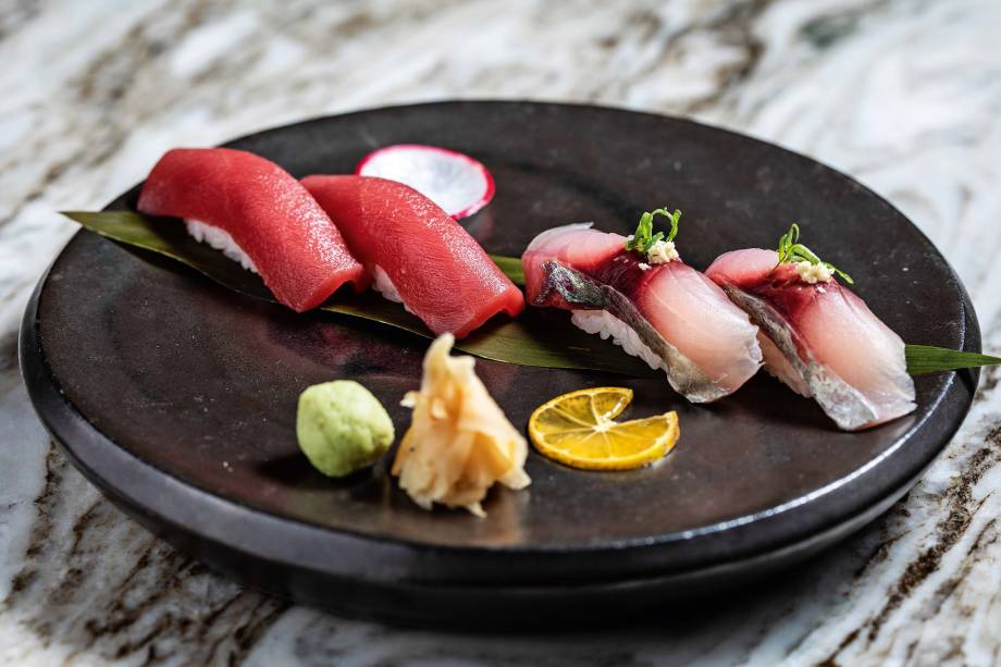 Sushis de primeira: peixes como atum e carapau