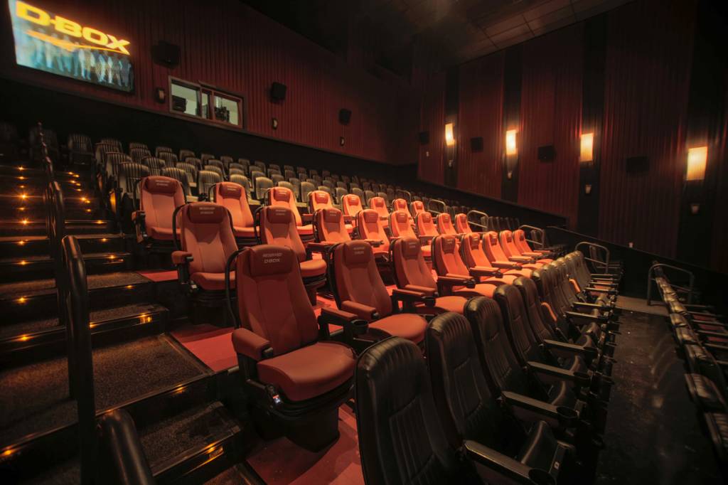 Cinemark instala poltronas que trepidam em cinema de São Paulo