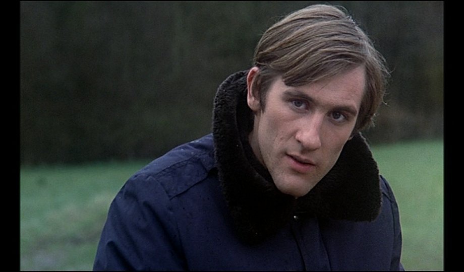 Em autobiografia, Gérard Depardieu confessa ter se prostituído aos 10 anos