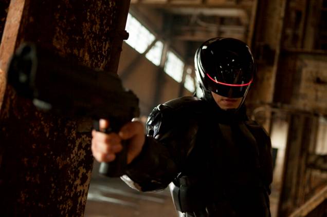 RoboCop: ele foi transformado em um poderoso ciborgue, chamado Robocop RoboCop: ele foi transformado em um poderoso ciborgue, chamado Robocop