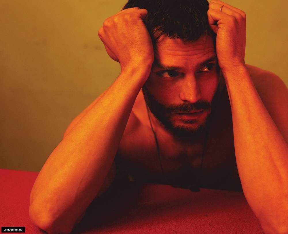 Jamie Dornan, o Christian Grey de “50 Tons”, faz ensaio sensual