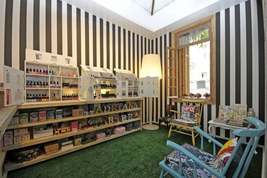 Espaço do Picnicdric: mais de 500 esmaltes de marcas internacionais