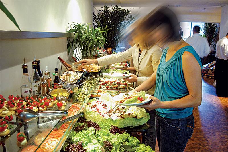 Floriano: pernil suíno ao molho de mel, gengibre e cogumelos selvagens e mais Floriano: pernil suíno ao molho de mel, gengibre e cogumelos selvagens e mais