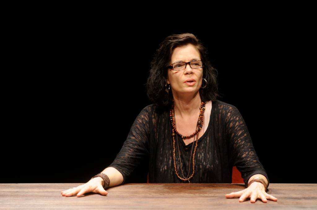 Alexia Dechamps: prostituta no teatro