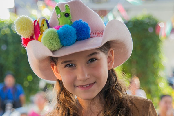 Dispensada de “Cúmplices de um Resgate”, atriz mirim desabafa na web