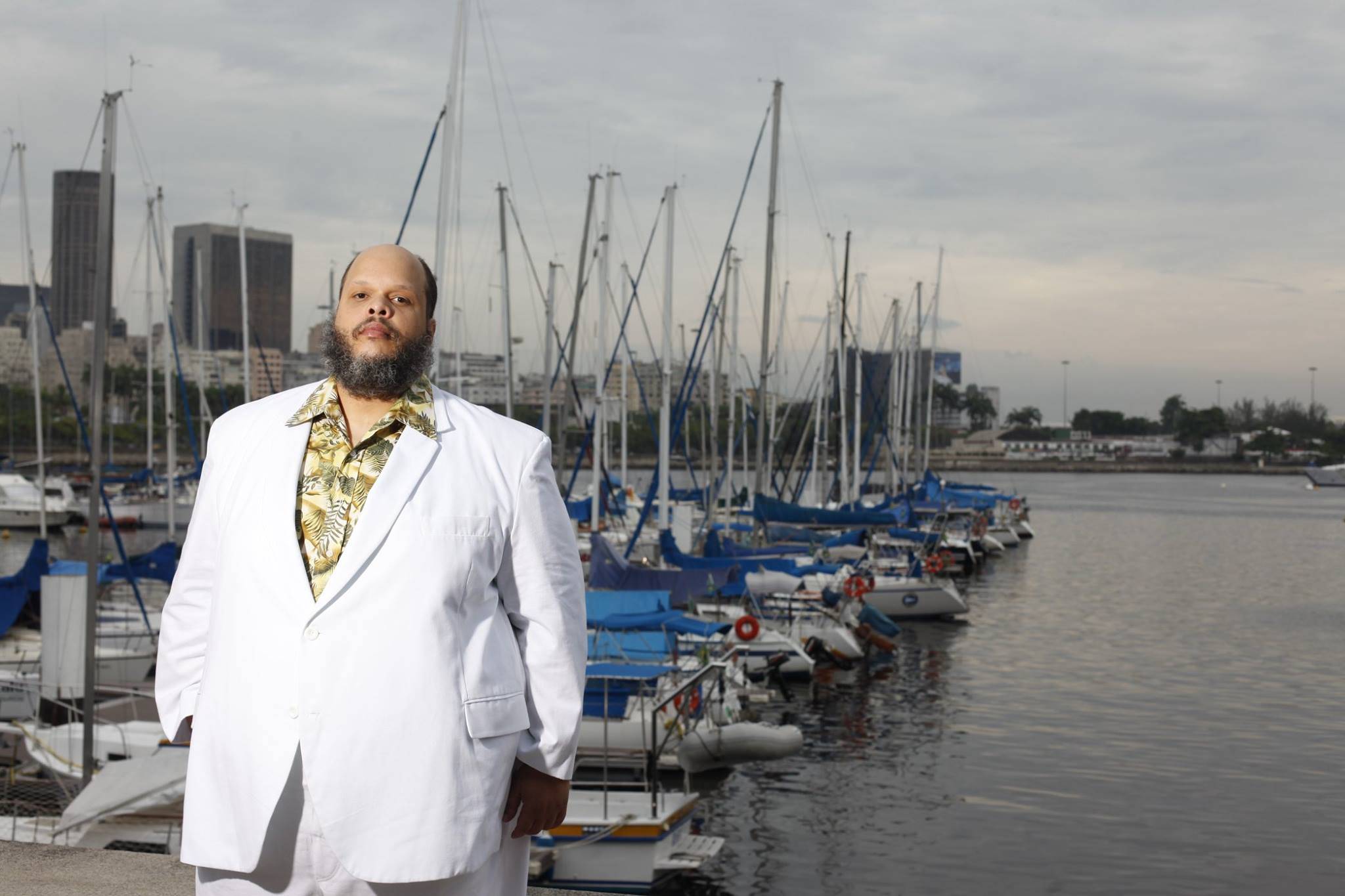 “A pessoa pública não é Deus, está no mundo para errar assim como todos”, diz Ed Motta