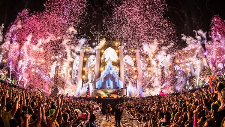 São Paulo terá edição do festival de música eletrônica Electric Daisy Carnival em 2015 para concorrer com o Tomorrowland