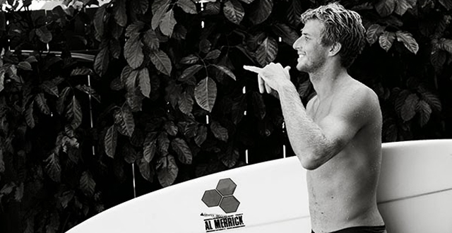 eg-sebastianzietz-hawaii-pt2_-northshore-5d-1148-bw_