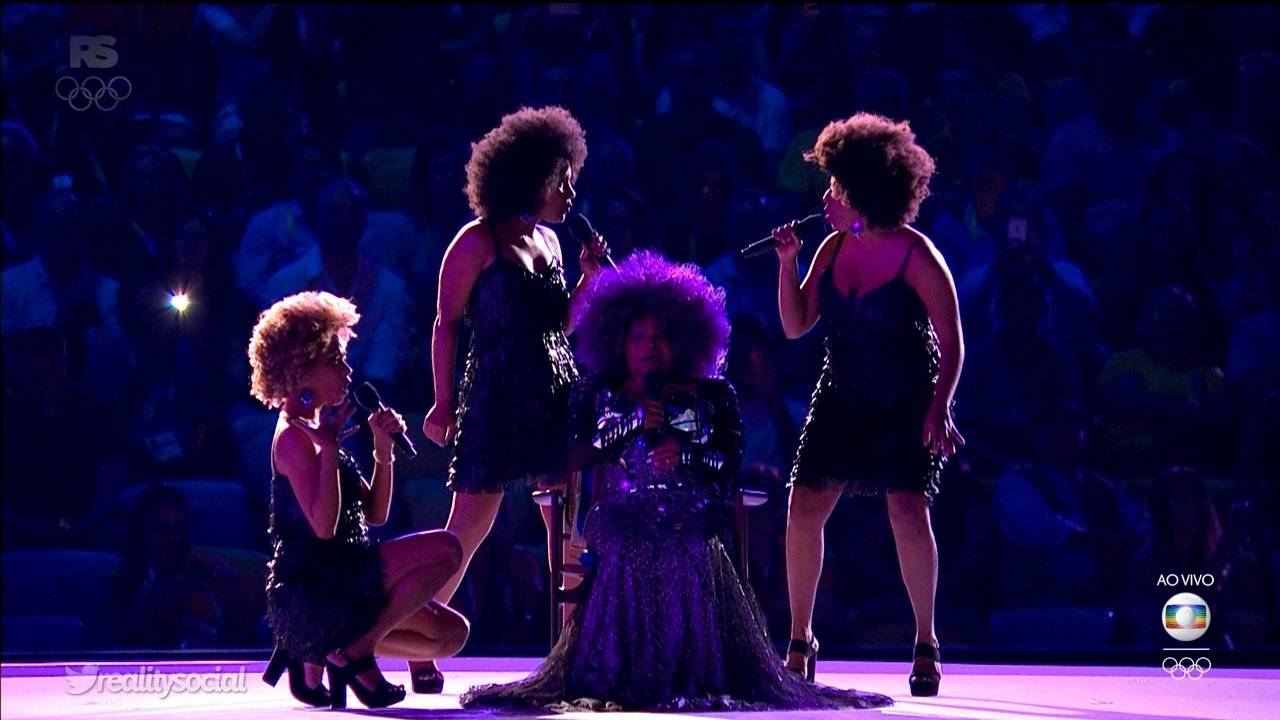 Cerimônia de abertura da Olimpíada é comparada ao ‘Esquenta’ nas redes sociais