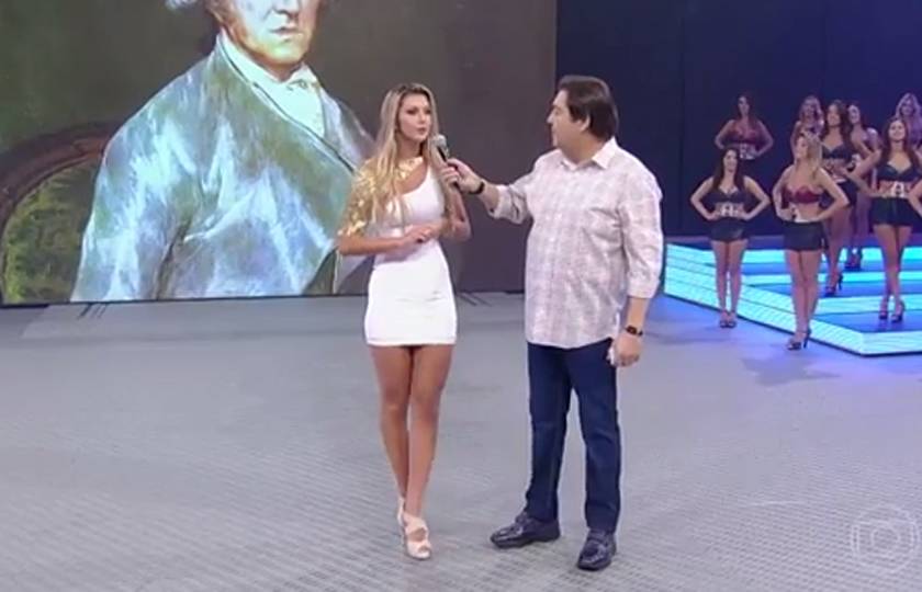Tatiele, do BBB 14, comete gafe e leva fora de Faustão após comentário sobre bailarinas