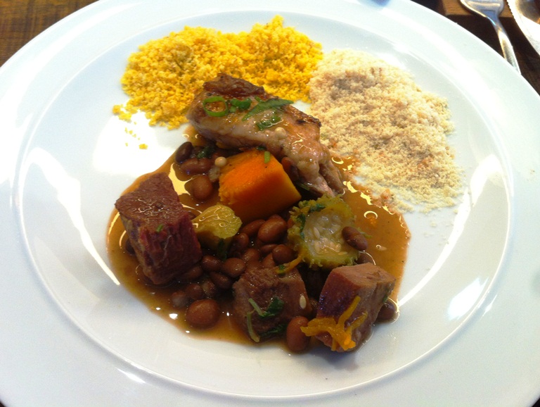 Feijoada nordestina Esquina Mocoto arnaldo lorencato