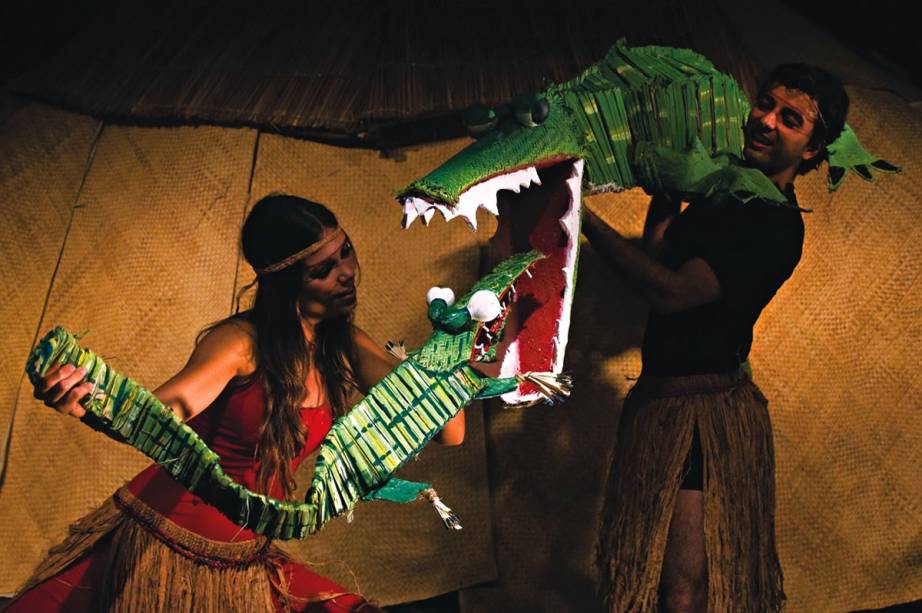 Para crianças: Ana Elisa e Ronald Liano em Filhotes da Amazônia Para crianças: Ana Elisa e Ronald Liano em Filhotes da Amazônia