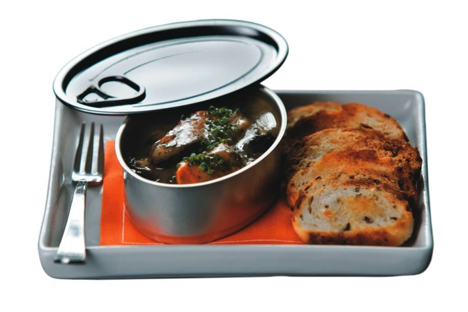 Latinha de mexilhões na emulsão de azeite com torradas Latinha de mexilhões na emulsão de azeite com torradas