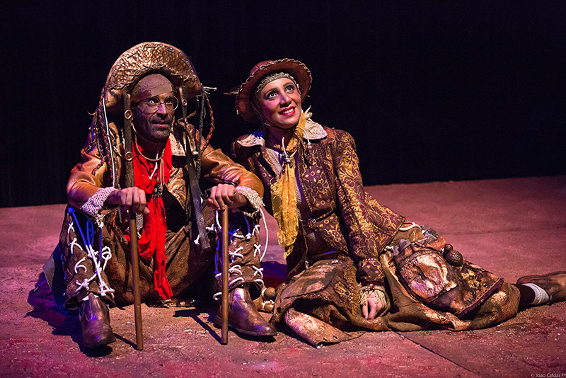 Daniel Infantini e Luciana Carnieli: o musical Lampião e Lancelote Daniel Infantini e Luciana Carnieli: o musical Lampião e Lancelote