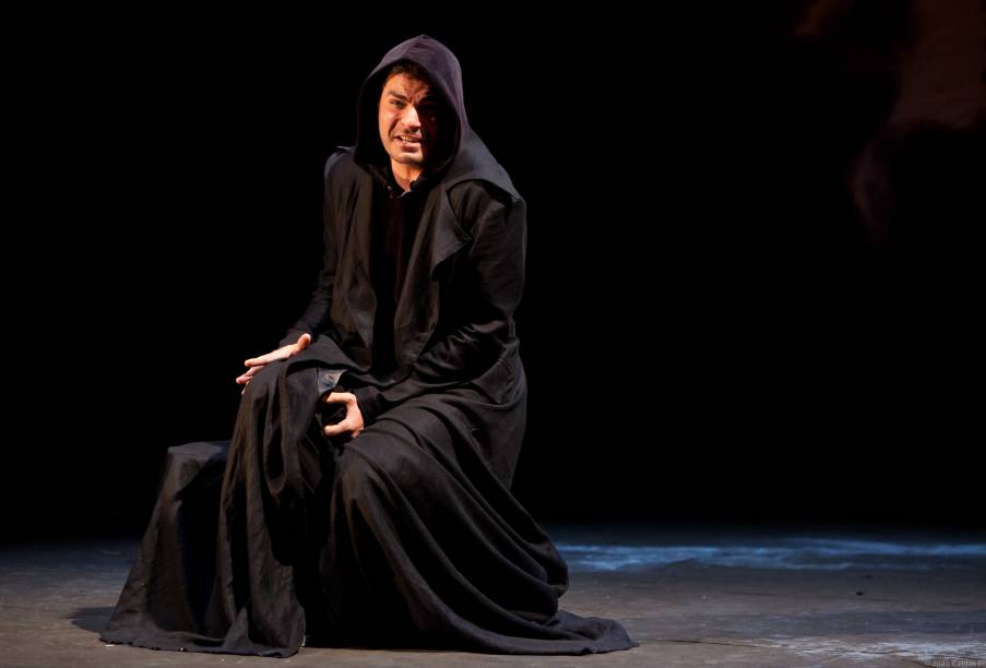 Thiago Lacerda em montagem dirigida por Ron Daniels Thiago Lacerda em montagem dirigida por Ron Daniels