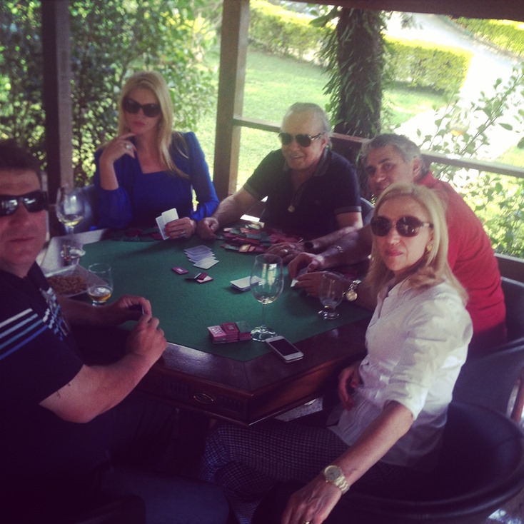 Consegui, finalmente, ter dias mais tranquilos — estou ao lado da minha família, no nosso sítio no Paraná, após muito trabalho em São Paulo.