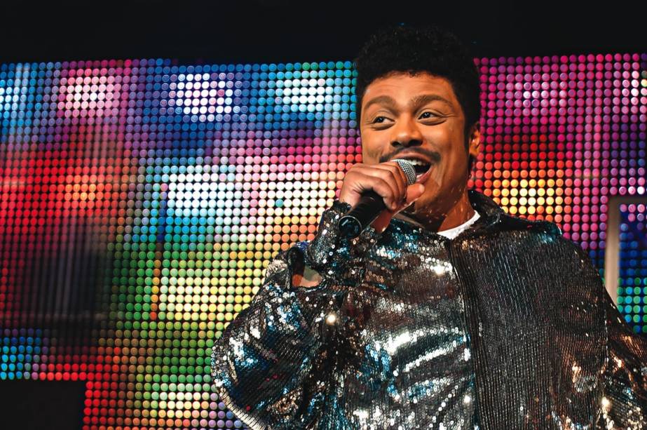 Danilo de Moura em Tim Maia — Vale Tudo, o Musical: o ator dá vida ao cantor Danilo de Moura em Tim Maia — Vale Tudo, o Musical: o ator dá vida ao cantor