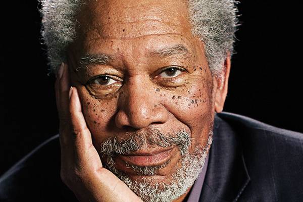 “É a única coisa que alivia minha dor”, diz Morgan Freeman sobre o uso de maconha