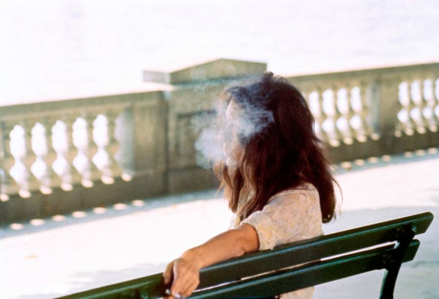 Retrato clicado por Luigi Ghirri em Paris, em 1972