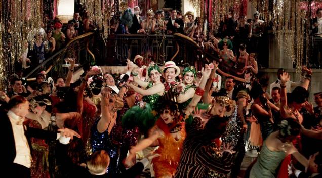 O Grande Gatsby: o milionário Jay Gatsby prepara uma grande festa em sua casa O Grande Gatsby: o milionário Jay Gatsby prepara uma grande festa em sua casa