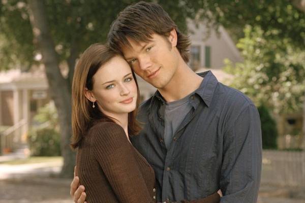 Os três namorados de Rory estarão de volta em Gilmore Girls; como eles estão hoje