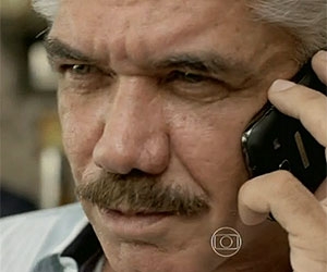 globo-manoel-celular-ao-contrario-globo