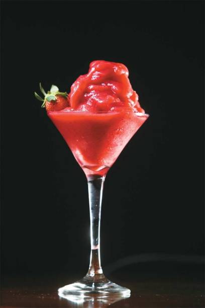 Frozen margarita de morango, um dos drinques da Grelharia Fidelis, na Vila Olímpia Frozen margarita de morango, um dos drinques da Grelharia Fidelis, na Vila Olímpia