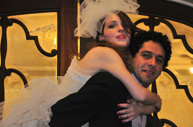 Camila dos Anjos e João Baldasserini interpretam recém casados Camila dos Anjos e João Baldasserini interpretam recém casados