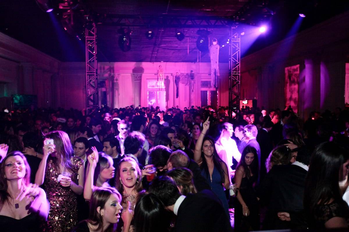 Halloween de Gala: a festa de terror dos vips de São Paulo