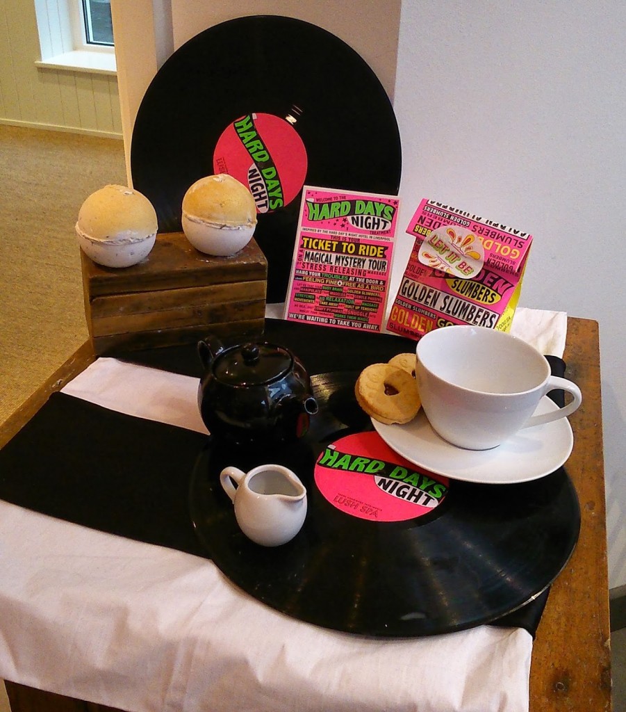 O ch&aacute; ingl&ecirc;s servido durante o tratamento (Foto: Divulga&ccedil;&atilde;o)