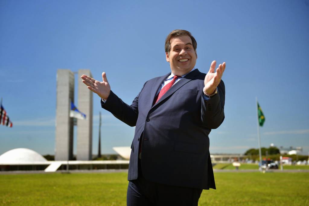 Leandro Hassum perde dezessete quilos após cirurgia. Veja a transformação