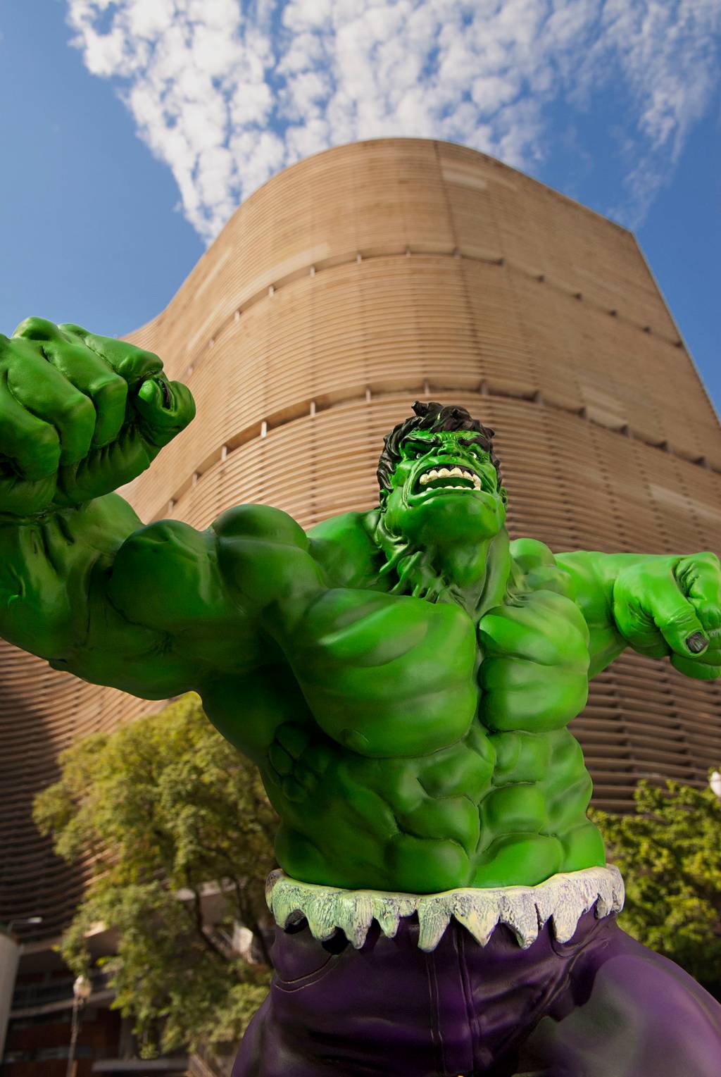 Que tal O Incrível Hulk, no Edifício Copan? Que tal O Incrível Hulk, no Edifício Copan?