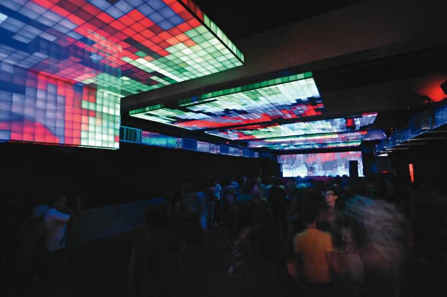 Stephanie Agari e Angelita Correa: hostesses da Hot Hot Stephanie Agari e Angelita Correa: hostesses da Hot Hot