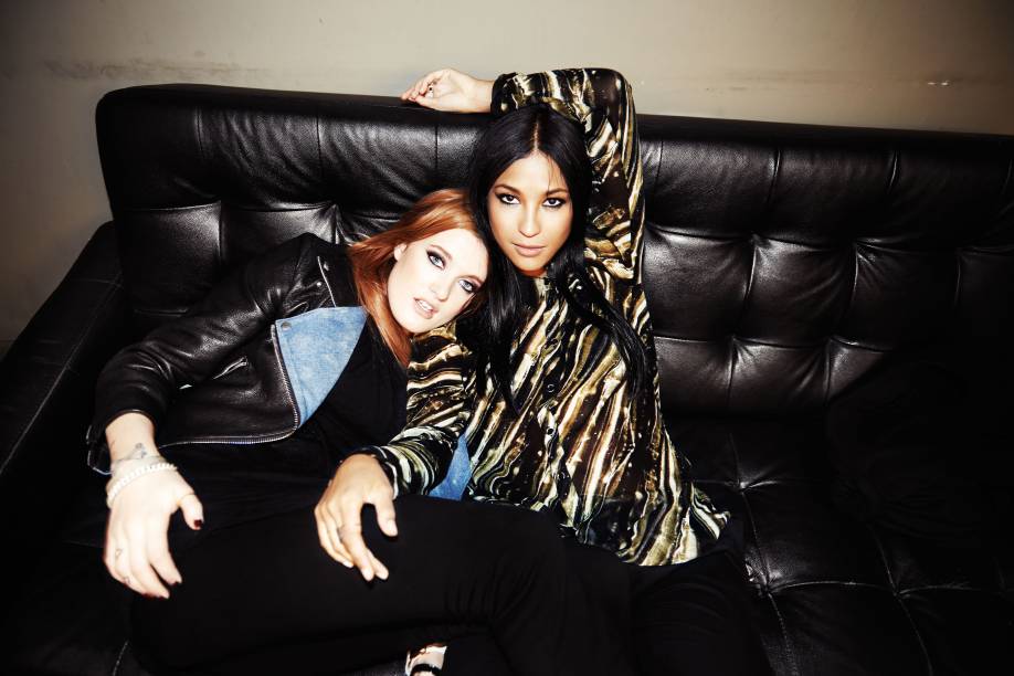 Duo Icona Pop: participação em Glow Pop