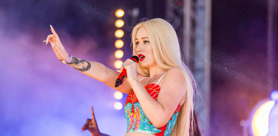 Hackers ameaçam vazar fotos de vídeo íntimo da rapper Iggy Azalea