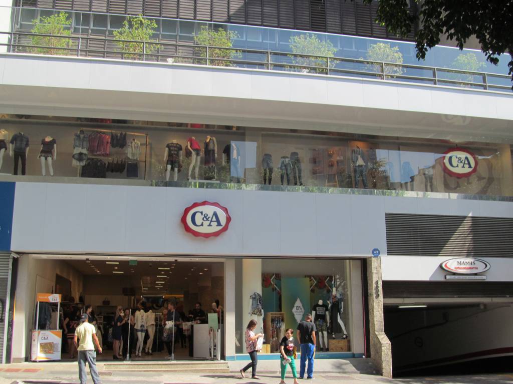 C&A inaugura loja descolada na Rua Augusta