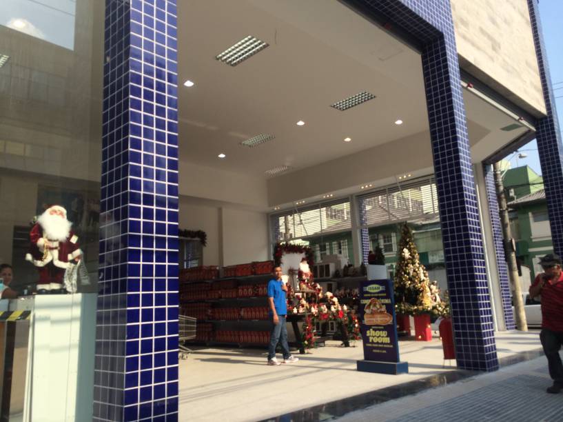 A rede Issam tem duas lojas na Avenida Vautier A rede Issam tem duas lojas na Avenida Vautier